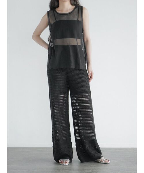 Mesh knit pants