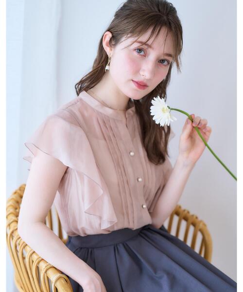 couture brooch（クチュールブローチ）の「【洗える・オシャレな透け感】タックデザインフレア袖シアーブラウス（シャツ/ブラウス・レディース・サンドベージュ/アイボリー/ブラック・36/38/42）」の3枚目の写真