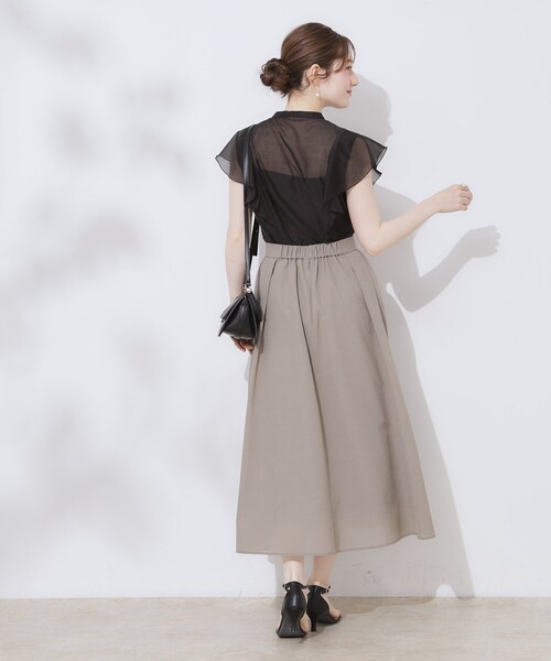 couture brooch（クチュールブローチ）の「【洗える・オシャレな透け感】タックデザインフレア袖シアーブラウス（シャツ/ブラウス・レディース・サンドベージュ/アイボリー/ブラック・36/38/42）」の20枚目の写真