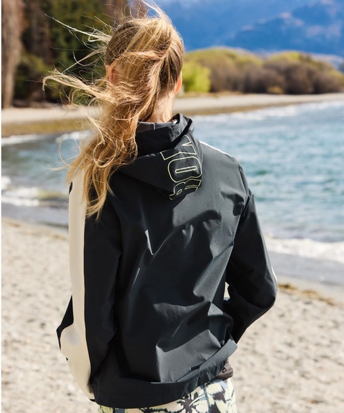 ROXY ファー付き ブラックジャケット　美品 OUTLET】Roxy BORN TO BE ROXY フーディ ジップパーカー