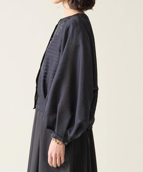 Tiara（ティアラ）の「シアードルマンブラウス（シャツ/ブラウス・レディース・ネイビー/セージグリーン・FREE）」の7枚目の写真