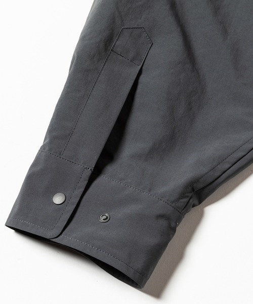 meanswhile(ミーンズワイル)の「Detachable Sleeve Snap SH(シャツ/ブラウス・メンズ・チャコール/ベージュ系その他・1(S)/3(L))」の7枚目の写真