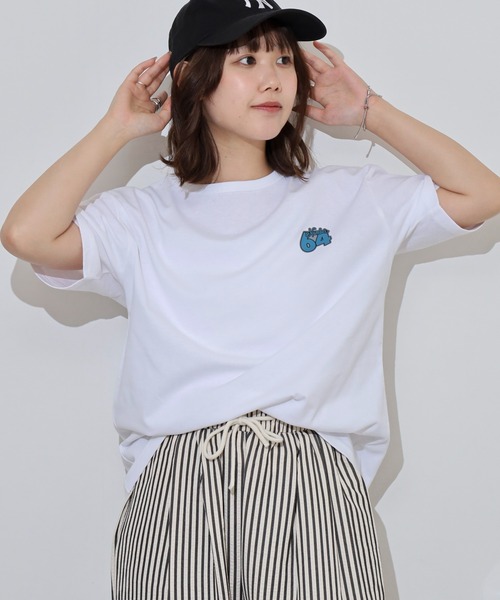 Arinomama(アリノママ)の「ナンバープリントオーバーサイズTシャツ(Tシャツ/カットソー・レディース・ブラック/スミクロ/オフホワイト/グレイッシュベージュ・FREE)」の6枚目の写真