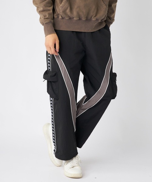 Kappa（カッパ）の「ナイロンパンツ（その他パンツ・メンズ・グレー/ブラック・X-LARGE/LARGE/MEDIUM）」の7枚目の写真