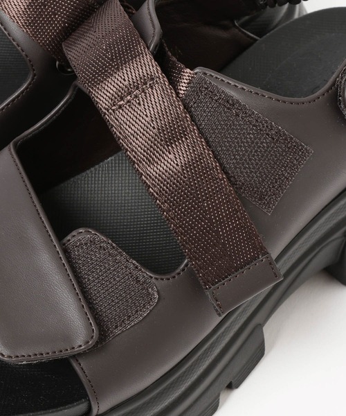 LEPSIM（レプシィム）の「厚底2ベルトサンダル　573185（サンダル・レディース・ブラック/ダークブラウン・MEDIUM/LARGE）」の10枚目の写真