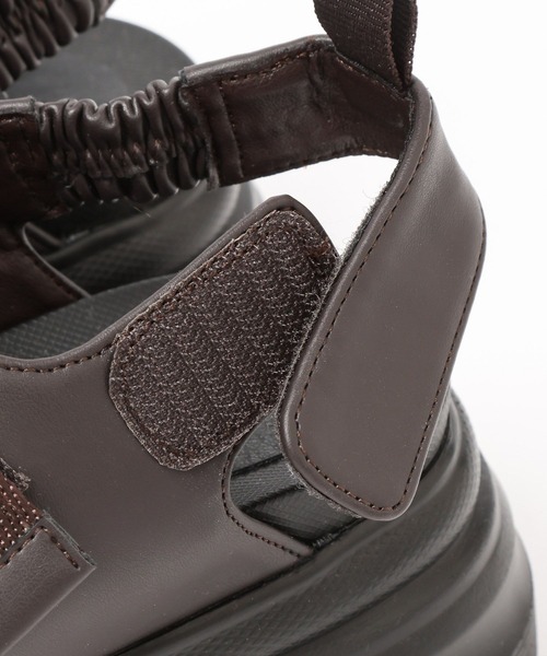 LEPSIM（レプシィム）の「厚底2ベルトサンダル　573185（サンダル・レディース・ブラック/ダークブラウン・MEDIUM/LARGE）」の8枚目の写真