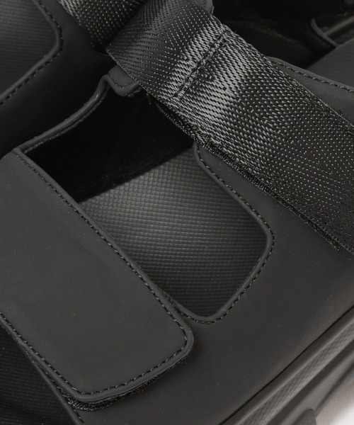 LEPSIM（レプシィム）の「厚底2ベルトサンダル　573185（サンダル・レディース・ブラック/ダークブラウン・MEDIUM/LARGE）」の4枚目の写真