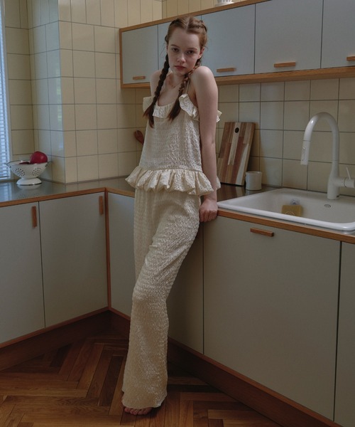 HONEY MI HONEY(ハニーミーハニー)の「dreamy satin wide pants(その他パンツ・レディース・オフホワイト/ブラック/ピンク・FREE)」の4枚目の写真
