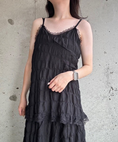 fiere(フィエール)の「ティアードロングキャミワンピース(ワンピース・レディース・ホワイト/ブラック・MEDIUM/LARGE/SMALL)」の21枚目の写真