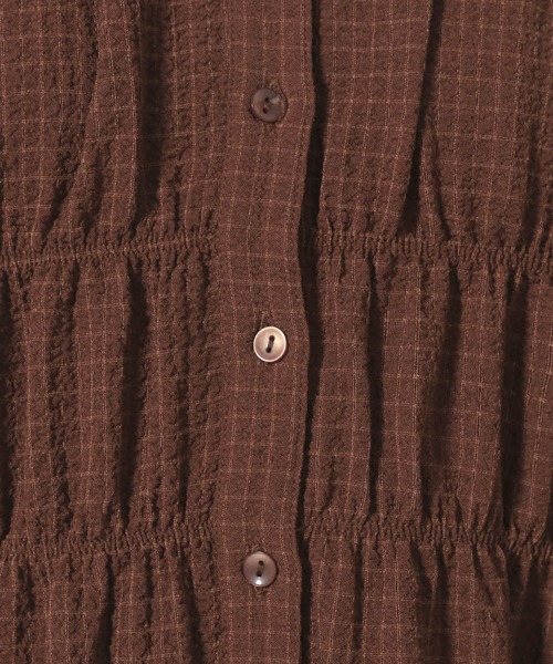 LAKOLE（ラコレ）の「【前後2WAY】肩ドロストワンピース / 575906（ワンピース・レディース・ブラウン/ブラック/アイボリー・FREE）」の8枚目の写真