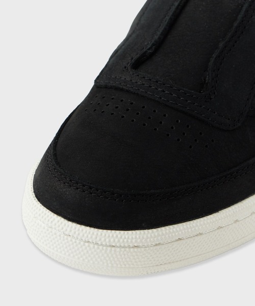 WHITE MOUNTAINEERING(ホワイトマウンテニアリング)の「White Mountaineering/ホワイトマウンテニアリング×Reebok/リーボック CLUB C 85 VINTAGE SLIP-ON スリッポン(スリッポン・メンズ・ブラック・26.5cm/26cm/28cm/27.5cm/27cm)」の4枚目の写真