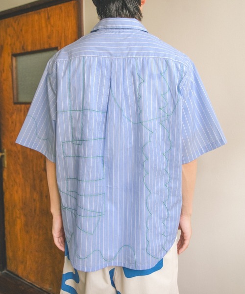 PAMM(パム)の「寛大なインテリアのストライプ刺繍シャツ(シャツ/ブラウス・レディース・ブルー/イエロー・フリー)」の6枚目の写真