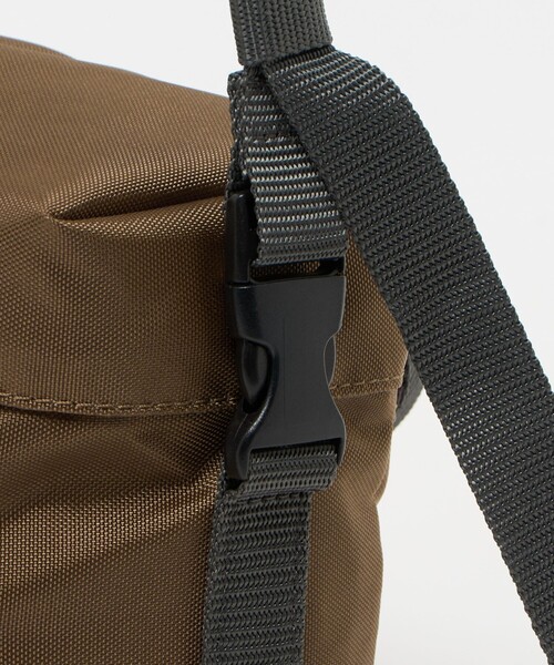 zattu（ザッツ）の「＜zattu＞SUCO-LQ/ショルダーバッグ（ショルダーバッグ・メンズ・ブラウン系/ブラック・FREE）」の13枚目の写真