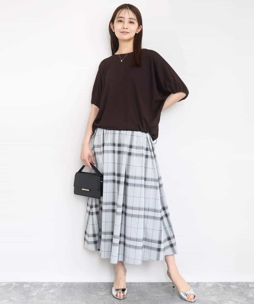 MK MICHEL KLEIN（エムケーミッシェルクラン）の「ドロストデザインドルマンスリーブカットソー/UVカット/接触冷感/洗える（Tシャツ/カットソー・レディース・ブラウン/アイボリー/ライトブルー・38）」の17枚目の写真