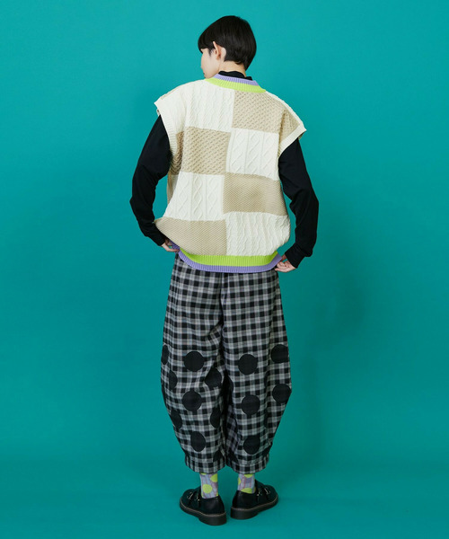 FRAPBOIS（フラボア）の「ケーブベスト（ベスト・レディース・オフホワイト/ネイビー・1/2）」の10枚目の写真