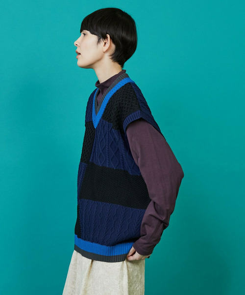 FRAPBOIS（フラボア）の「ケーブベスト（ベスト・レディース・オフホワイト/ネイビー・1/2）」の8枚目の写真