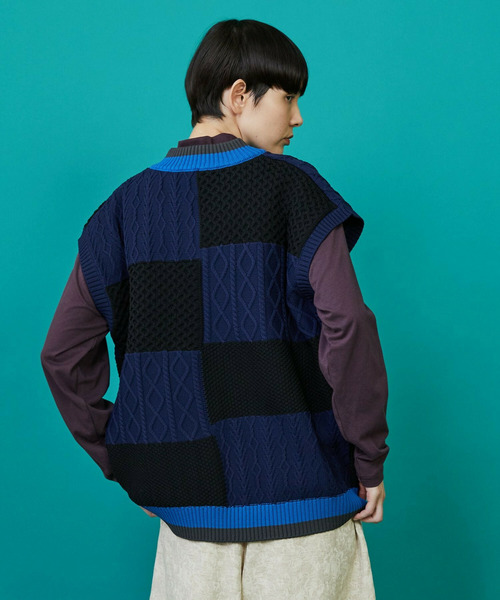 FRAPBOIS（フラボア）の「ケーブベスト（ベスト・レディース・オフホワイト/ネイビー・1/2）」の7枚目の写真