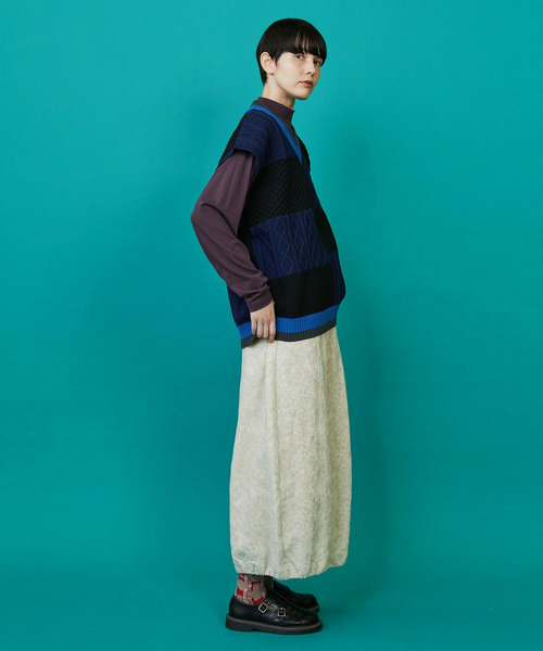 FRAPBOIS（フラボア）の「ケーブベスト（ベスト・レディース・オフホワイト/ネイビー・1/2）」の4枚目の写真