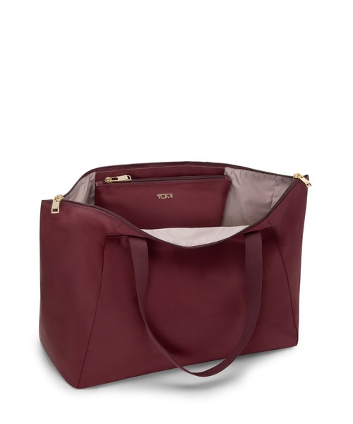 TUMI(トゥミ)の「VOYAGEUR ジャスト・イン・ケース・ミディアム・トート(トートバッグ・レディース・ワイン・FREE)」の4枚目の写真