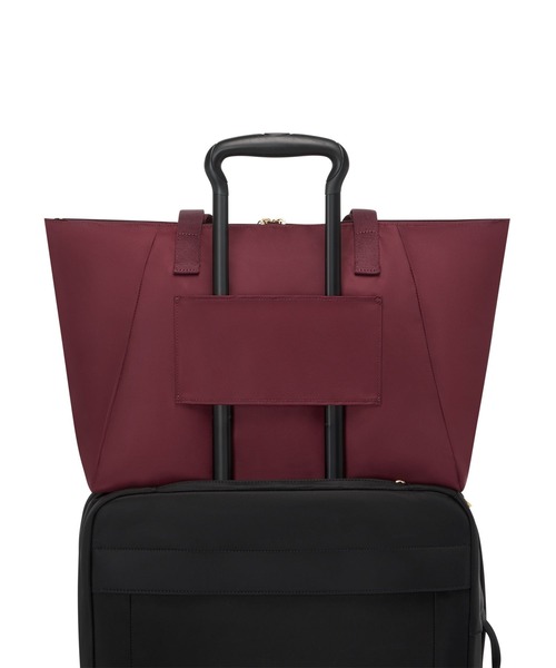 新品タグ付き✨TUMI ジャスト イン ケース トート 折りたたみ トートバッグ VOYAGEUR ジャスト・イン・ケース・トート ブラックガンメタル