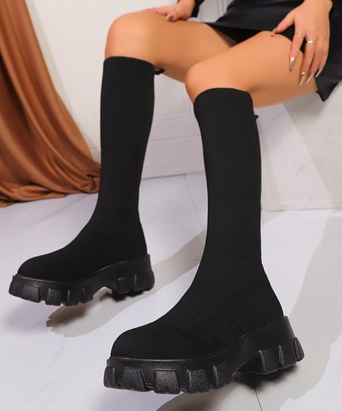 c.u.l（シーユーエル）の「厚底 トラックソール ストレッチロングブーツ culs147（ブーツ・レディース・アイボリー/ブラック・39/38/37/36）」の2枚目の写真