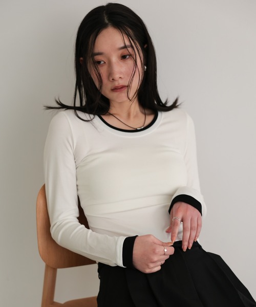 attiree(アティレー)の「レイヤード風カットソー(Tシャツ/カットソー・レディース・ブラック/グレー/ネイビー/ホワイト・MEDIUM)」の10枚目の写真