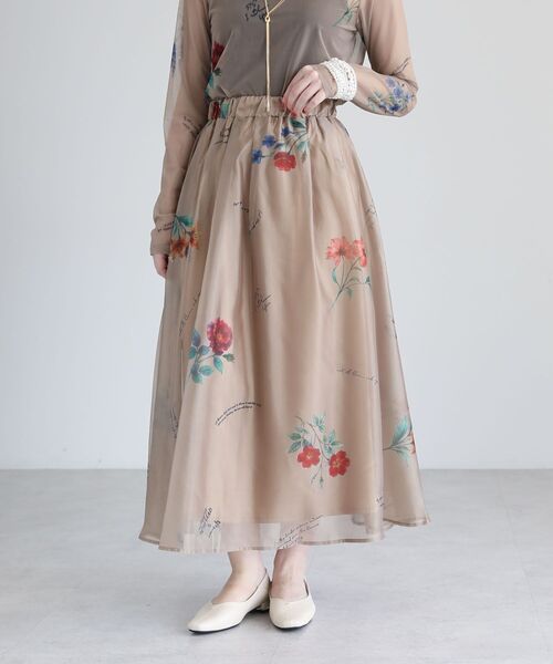 Sugar spoon（シュガースプーン）の「・SUGAR SPOON フラワーptシアーフレアスカート（スカート・レディース・アイボリー/ブラック/グレイッシュベージュ・FREE）」の13枚目の写真