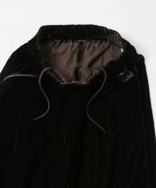 URBAN RESEARCH（アーバンリサーチ）の「サイドラインベロアイージーパンツ（その他パンツ・レディース・ブラック/ブラウン・36/38）」の11枚目の写真