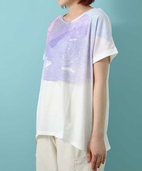 Bleu Bleuet(ブルーブルーエ)の「水彩プリントTシャツ(Tシャツ/カットソー・レディース・その他/その他4/その他3/その他2/その他1・FREE)」の7枚目の写真