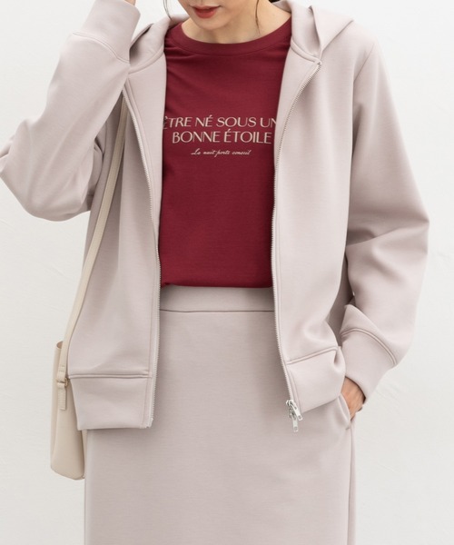 Honeys（ハニーズ）の「ロゴプリントＴシャツ（Tシャツ/カットソー・レディース・ボルドー/ブラック/アイボリー/モカ/ベージュ・M/S/LL/L）」の11枚目の写真