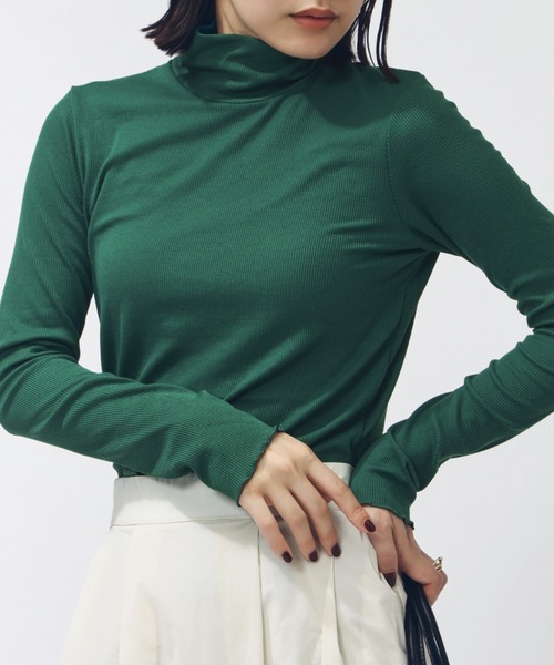 TIGORA(ティゴラ)の「ティゴラ TIGORA ストレッチリブハイネックTシャツ(Tシャツ/カットソー・レディース・グリーン/ブラック/チャコールグレー/オフホワイト・S/M/L/XL)」の6枚目の写真
