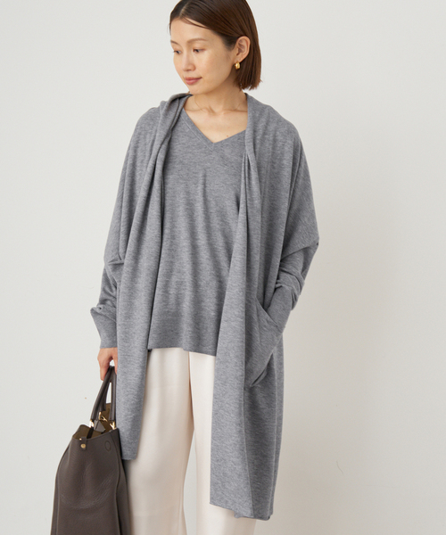 IENA（イエナ）の「ライトウールニットストール（ストール/ショール・レディース・カーキ/グレー・FREE）」の10枚目の写真