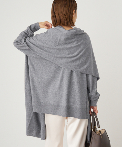 IENA（イエナ）の「ライトウールニットストール（ストール/ショール・レディース・カーキ/グレー・FREE）」の11枚目の写真