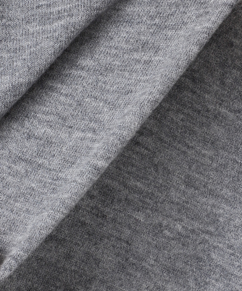 IENA（イエナ）の「ライトウールニットストール（ストール/ショール・レディース・カーキ/グレー・FREE）」の5枚目の写真