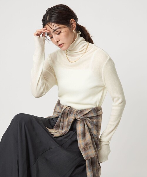 green label relaxing(グリーンレーベルリラクシング)の「テレコ タートルネック プルオーバー(Tシャツ/カットソー・レディース・オフホワイト/ブラック/ライトピンク/ダークブラウン/ダークグレー/その他1/ライトブルー・FREE)」の1枚目の写真