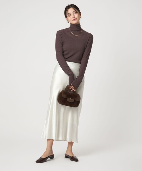 green label relaxing(グリーンレーベルリラクシング)の「テレコ タートルネック プルオーバー(Tシャツ/カットソー・レディース・オフホワイト/ブラック/ライトピンク/ダークブラウン/ダークグレー/その他1/ライトブルー・FREE)」の10枚目の写真