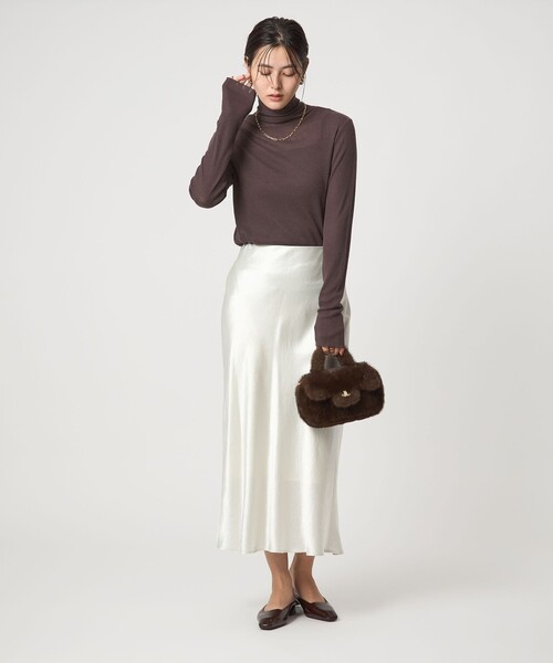 green label relaxing(グリーンレーベルリラクシング)の「テレコ タートルネック プルオーバー(Tシャツ/カットソー・レディース・オフホワイト/ブラック/ライトピンク/ダークブラウン/ダークグレー/その他1/ライトブルー・FREE)」の11枚目の写真