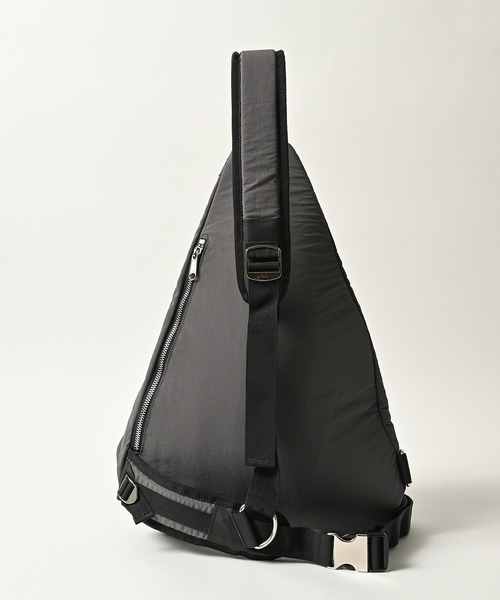 ADAM PATEK(アダムパテック)の「《ADAMPATEK》nylon sling bag(ボディバッグ/ウエストポーチ・メンズ・ブラック/グレー・FREE)」の12枚目の写真
