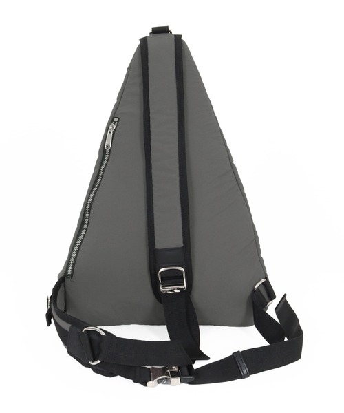 ADAM PATEK(アダムパテック)の「《ADAMPATEK》nylon sling bag(ボディバッグ/ウエストポーチ・メンズ・ブラック/グレー・FREE)」の8枚目の写真