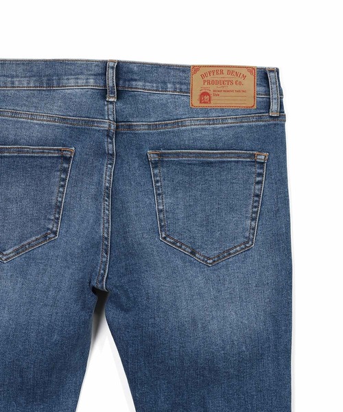The DUFFER of ST.GEORGE（ザダファーオブセントジョージ）の「STANDARD SLIM JEANS "UW"：DUFFER定番 ユーズドウォッシ スキニーデニム スリムジーンズ（デニムパンツ・メンズ・ライトインディゴブルー・X-LARGE/LARGE/MEDIUM/SMALL）」の6枚目の写真
