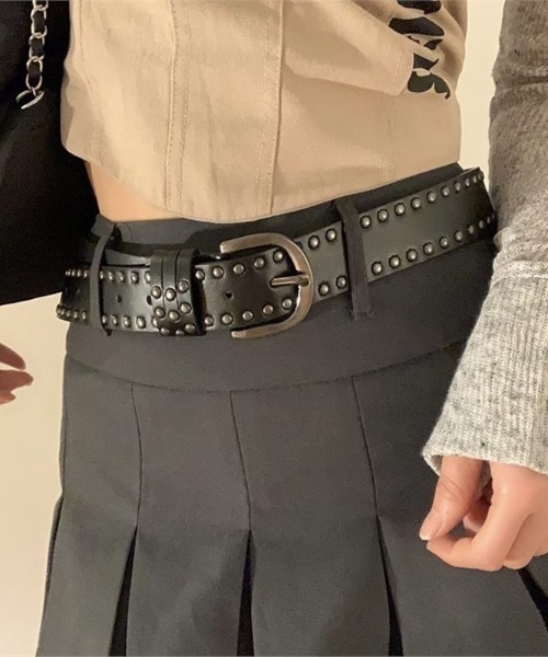 lilful(リルフル)の「シンプルスタッズウエスタンベルト(ベルト・レディース・ブラック/ホワイト・F)」の2枚目の写真