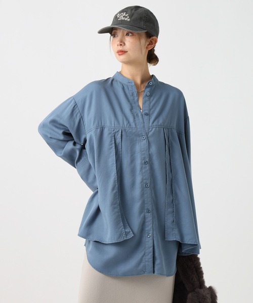 BAYFLOW（ベイフロー）の「[ヒップまでカバーする着丈]オーバーラップチュニック（チュニック・レディース・チャコール/ブルー/ライトベージュ・FREE）」の3枚目の写真