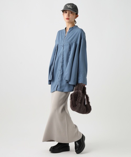 BAYFLOW（ベイフロー）の「[ヒップまでカバーする着丈]オーバーラップチュニック（チュニック・レディース・チャコール/ブルー/ライトベージュ・FREE）」の16枚目の写真