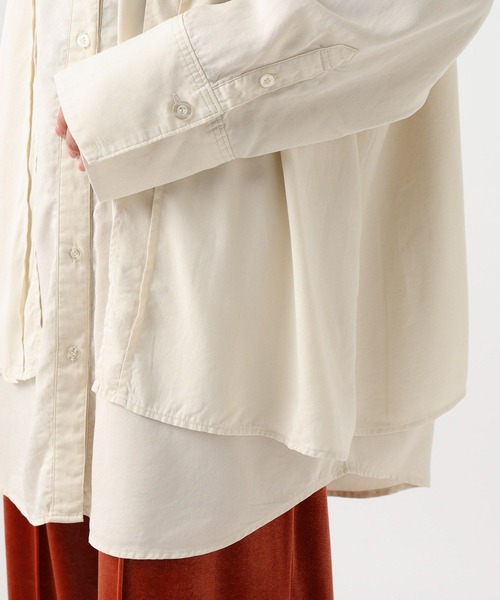 BAYFLOW（ベイフロー）の「[ヒップまでカバーする着丈]オーバーラップチュニック（チュニック・レディース・チャコール/ブルー/ライトベージュ・FREE）」の7枚目の写真