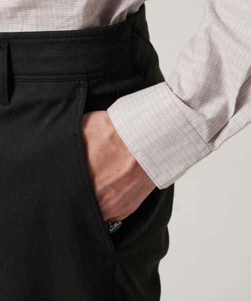 Eddie Bauer(エディーバウアー)の「ボイジャー フレックス チノ(チノパンツ・メンズ・ベージュ/カーキ/ダークネイビー/ブラック・XXL/XL/L/M)」の15枚目の写真