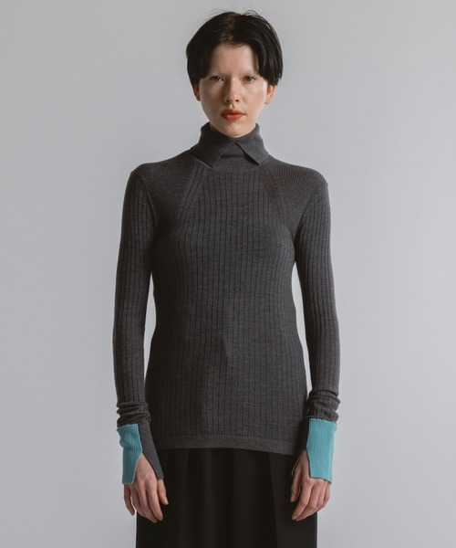CINOH(チノ)の「TURTLE NECK TIGHT KNIT(ニット/セーター・レディース・ブラウン/チャコールグレー/ターコイズブルー・38)」の14枚目の写真