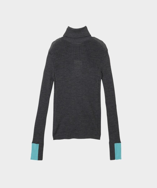 CINOH(チノ)の「TURTLE NECK TIGHT KNIT(ニット/セーター・レディース・ブラウン/チャコールグレー/ターコイズブルー・38)」の12枚目の写真