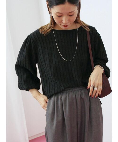 Samansa Mos2 blue(サマンサモスモスブルー)の「ジャカードボリュームスリーブプルオーバー(Tシャツ/カットソー・レディース・ブラウン/キナリ/ブラック・F)」の2枚目の写真