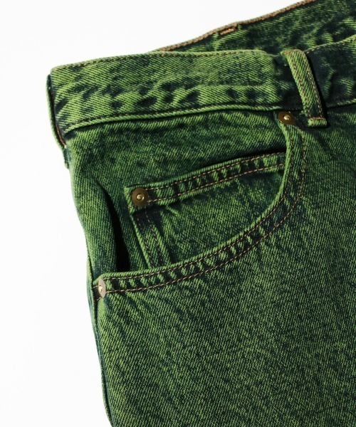 GUNG HO（ガンホー）の「GUNG HO / ガンホー DENIM TAPARED PANTS OVER DYE ワイドデニムパンツ（デニムパンツ・メンズ・パープル/グリーン・SMALL/MEDIUM/LARGE）」の5枚目の写真