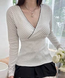 mebole（メボレ）の「クロスVネック ドットスリムトップス（Tシャツ/カットソー・レディース）」